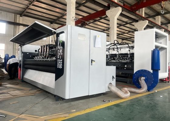 精密なスコアリングと切断のための高度なCNC 3250薄刃スライタースコアリングマシン 150m/min速度